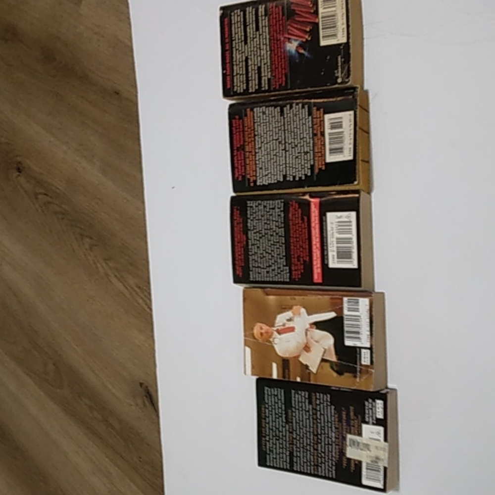 Bundle Books - Picture 7 of 7